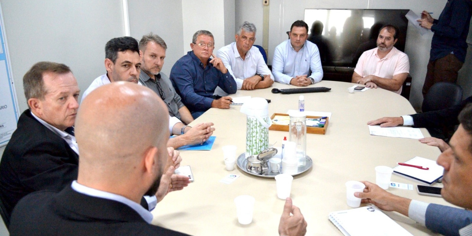 ACI-E participa de reunião com Secretário de Parcerias do RS