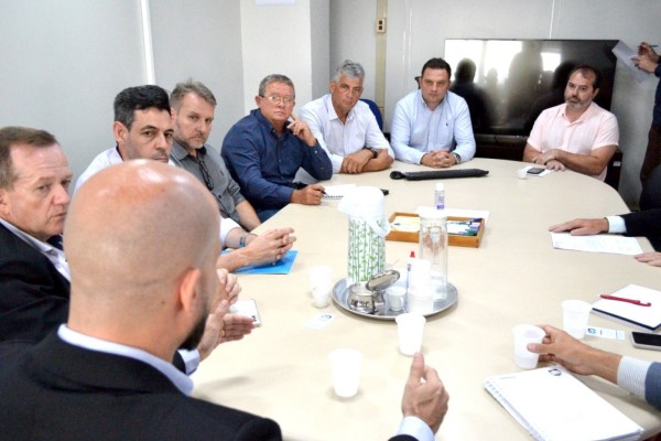 ACI-E participa de reunião com Secretário de Parcerias do RS