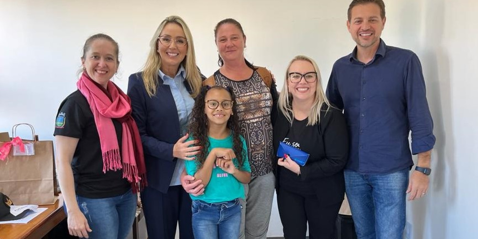 Óculos de grau gratuitos são entregues à comunidade