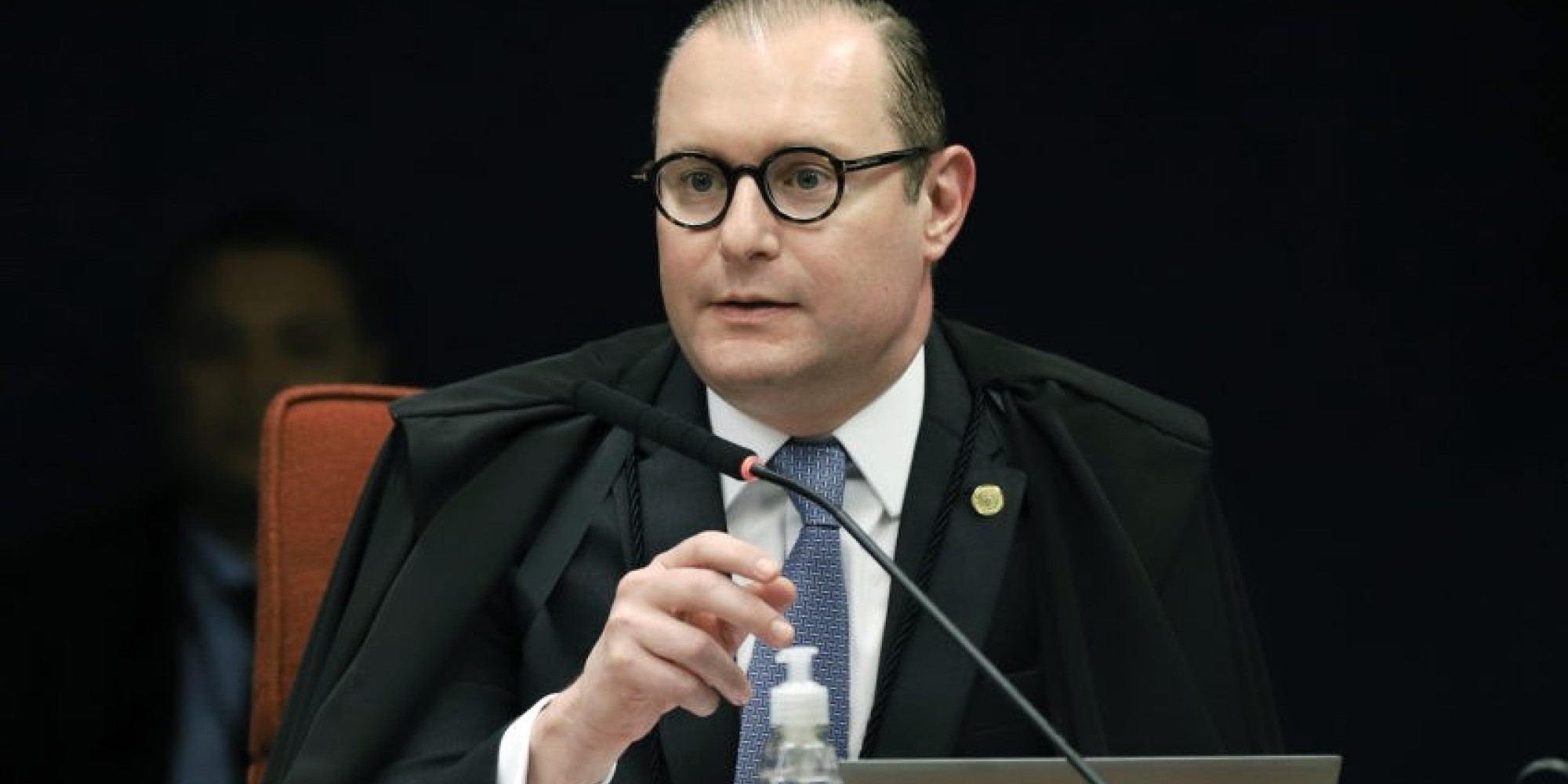 Zanin arquiva ação contra Bolsonaro sobre omissão na pandemia