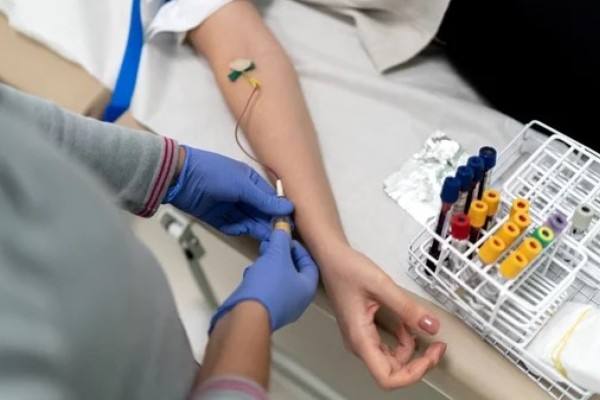 Farmácias estão autorizadas a realizar exames de análises clínicas