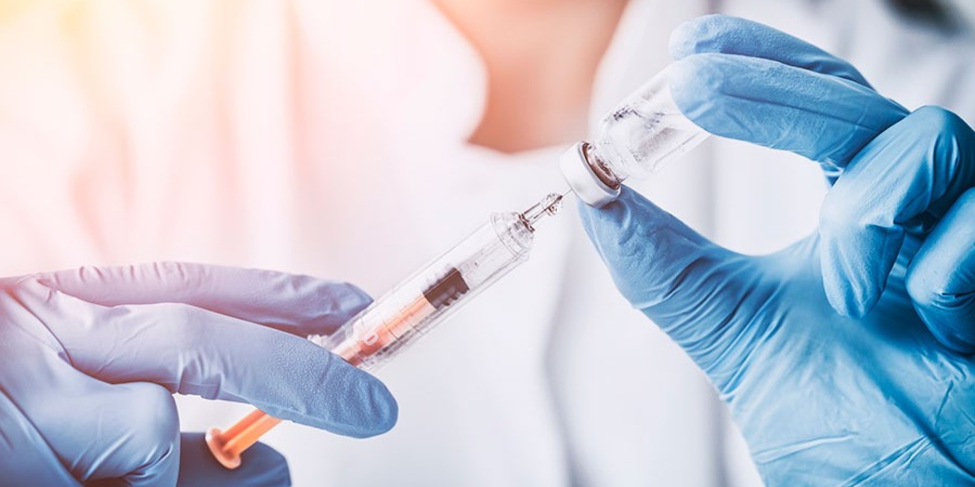 Inglaterra lançará injeção mundial administrada em sete minutos para tratar câncer