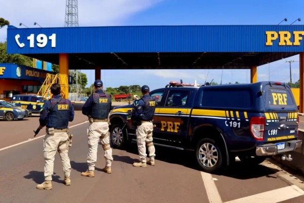 Jovem furta automóvel para se dirigir ao litoral