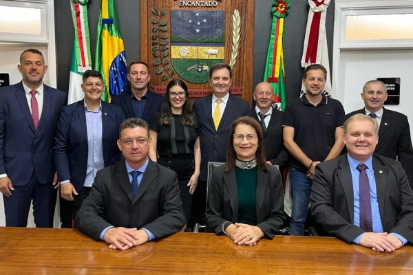 Câmara de Encantado retoma os trabalhos com Sessão Solene