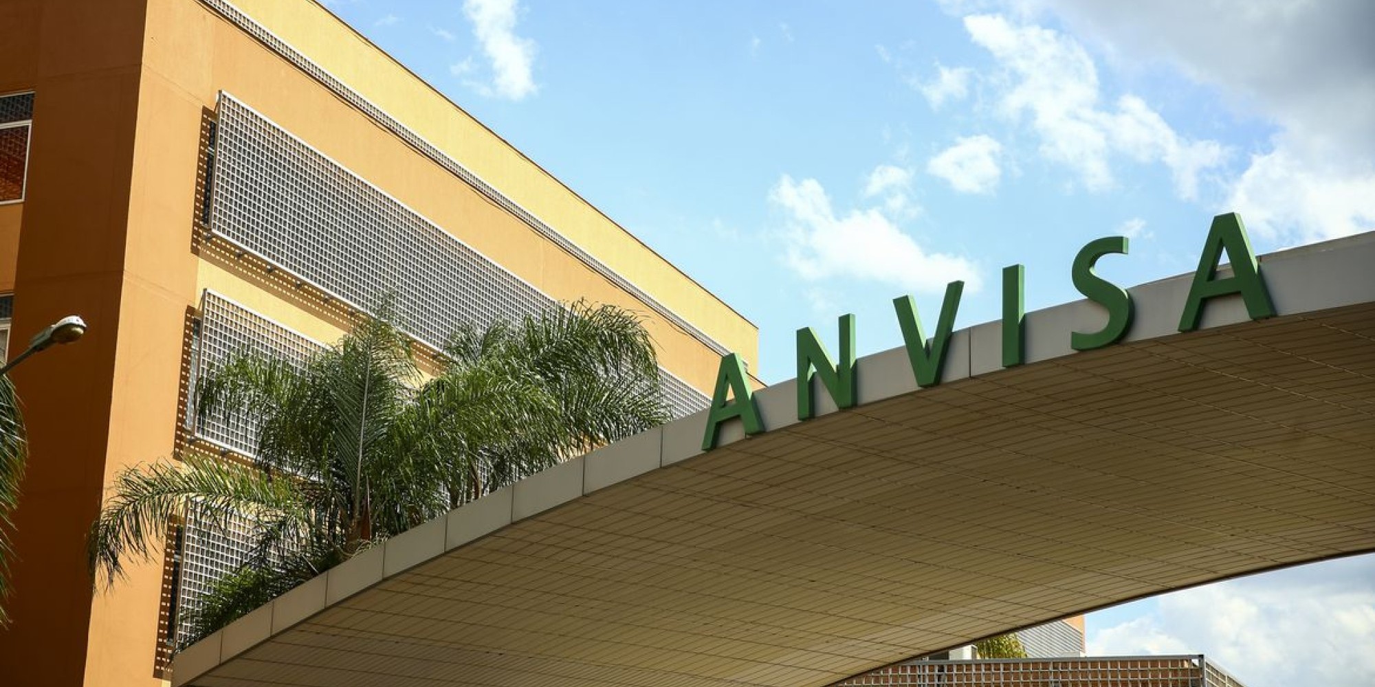 Anvisa determina recolhimento de remédios à base de losartana