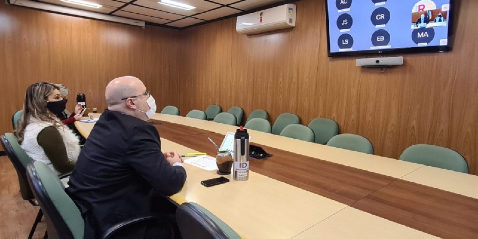 Com mais de 90 participantes conectados, secretário Lorenzoni destacou que evento foi um sucesso Com mais de 90 participantes conectados, secretário Lorenzoni destacou que evento foi um sucesso