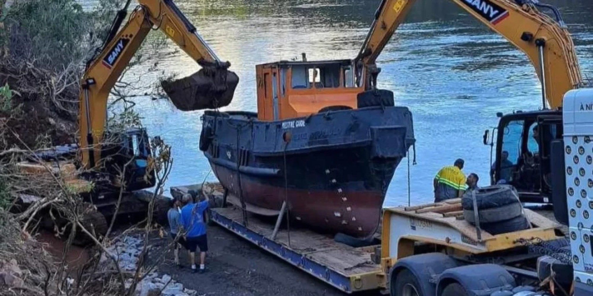 Chegam os primeiros módulos para a balsa em São Valentim do Sul