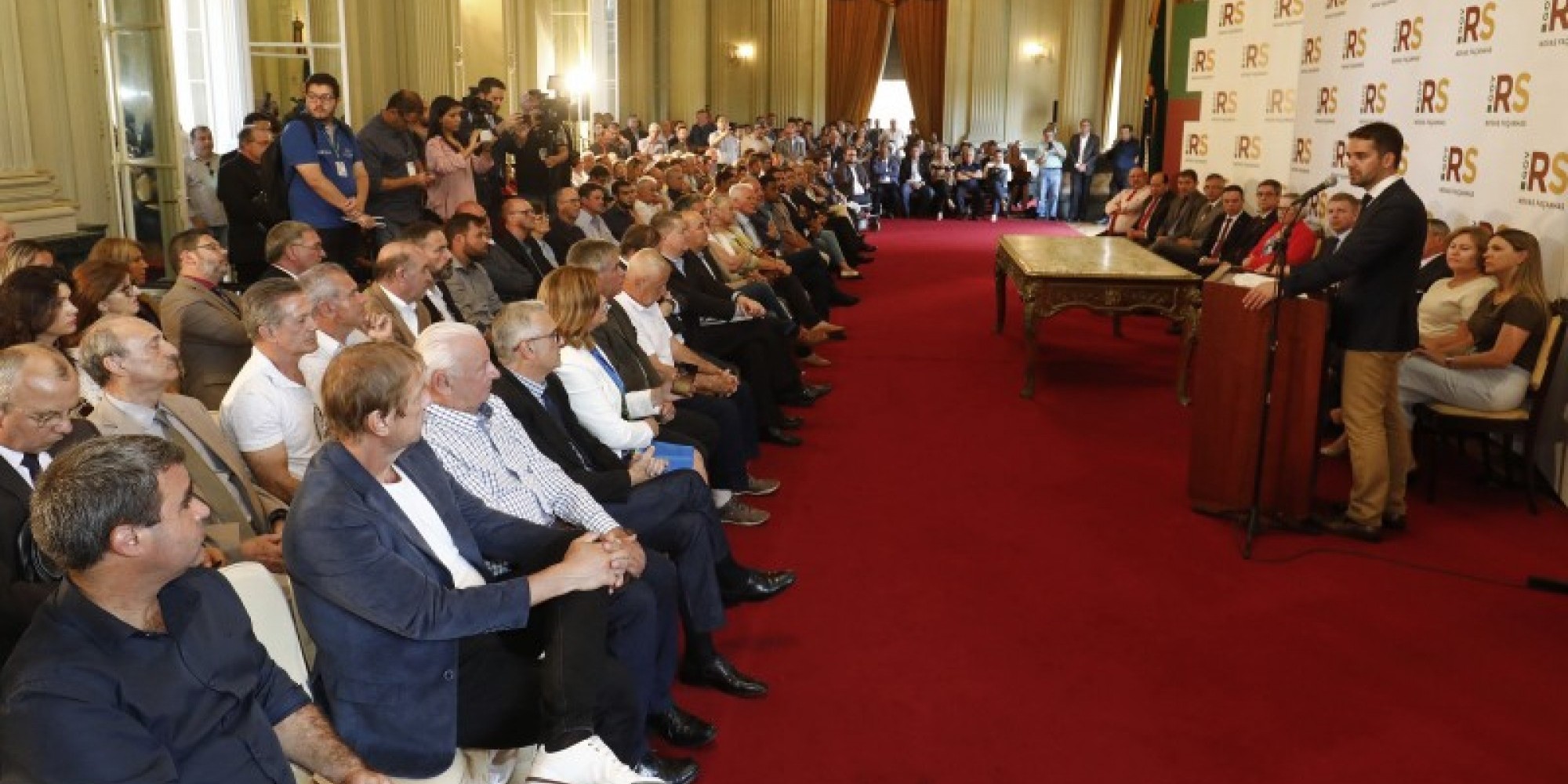 Estado formaliza repasse de recursos do Ministério da Saúde a 149 hospitais