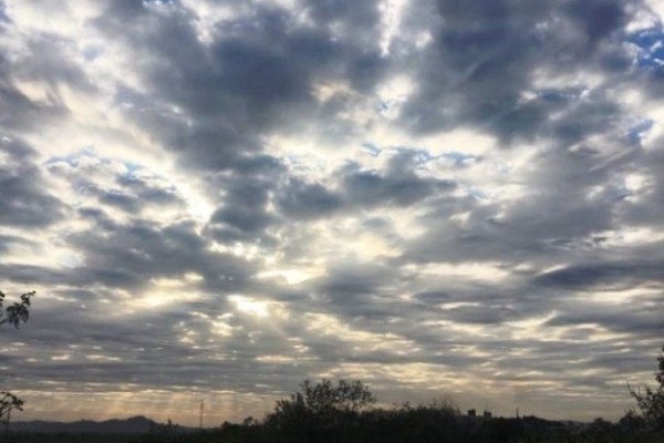 Domingo de calor e possível instabilidade no final da tarde