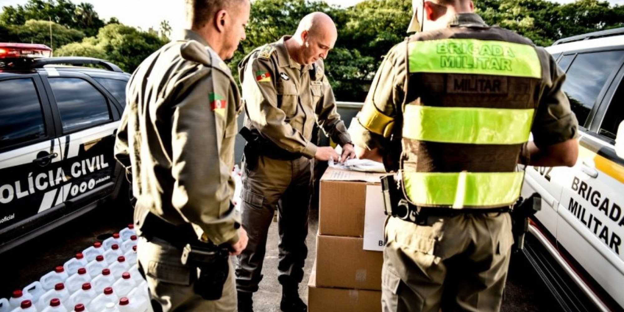  Foram entregues 55 mil pares de luvas descartáveis, 8,1 mil escudos faciais, 17 mil máscaras e 1,5 mil litros de álcool gel 