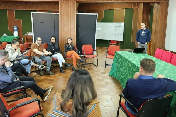 Administração Municipal de Encantado recebe equipe da PUCRS