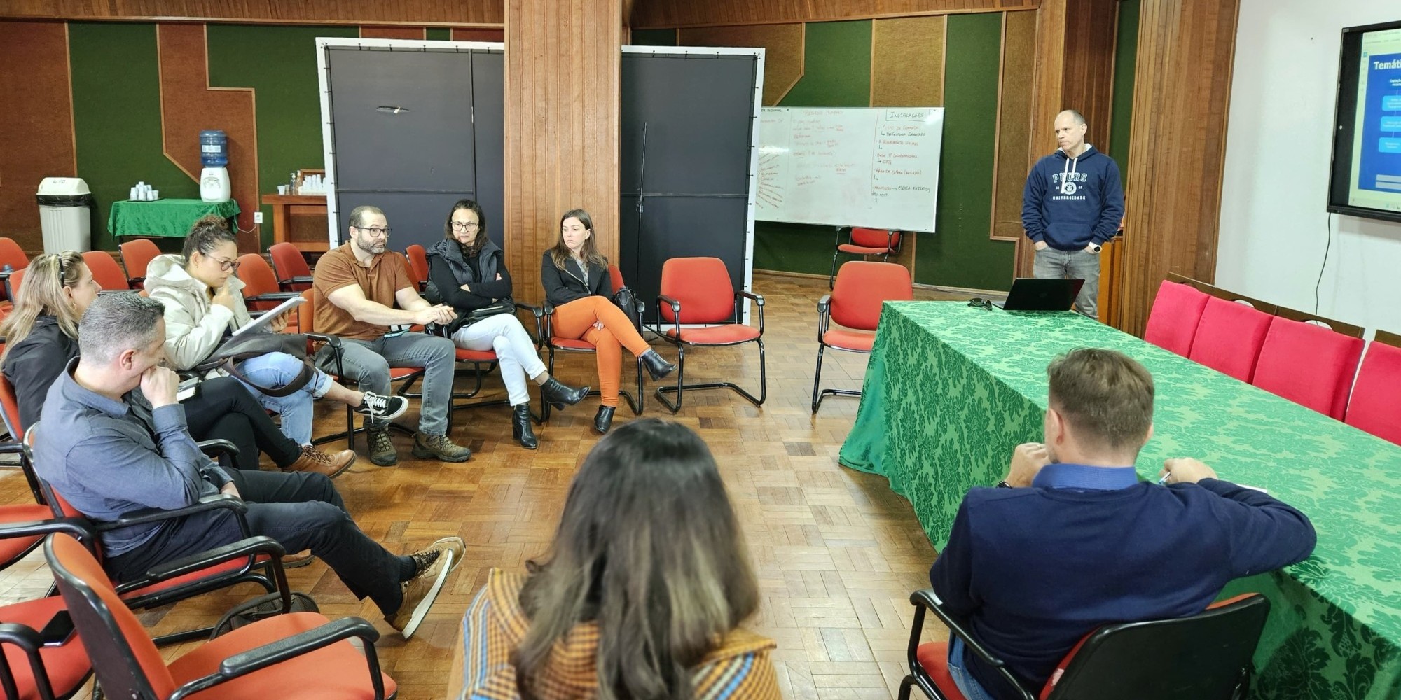 Administração Municipal de Encantado recebe equipe da PUCRS