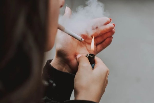 Apenas quatro países cumprem recomendações antitabaco da OMS; Brasil é um deles