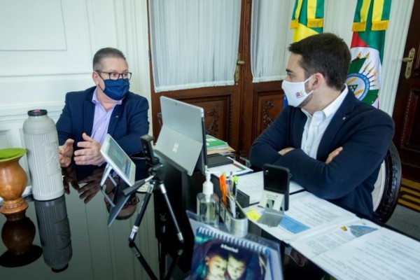 O governador e o secretário Ranolfo apresentaram o balanço na manhã desta quinta 