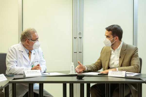 Governador Leite enfatizou para o ministro Queiroga a importância da antecipação da vacinação de professores dentro do PNI