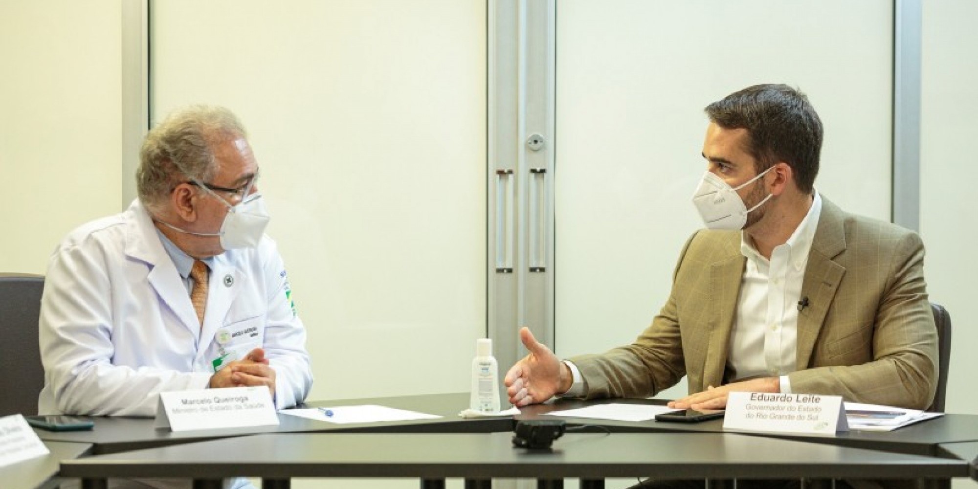 Governador Leite enfatizou para o ministro Queiroga a importância da antecipação da vacinação de professores dentro do PNI