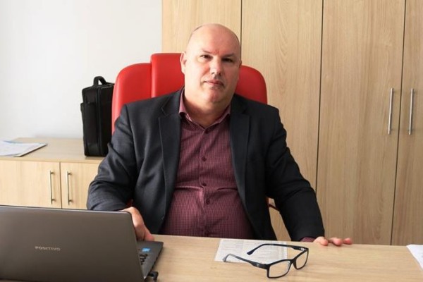 Prefeito de Roca Sales sofre infarto e segue internado