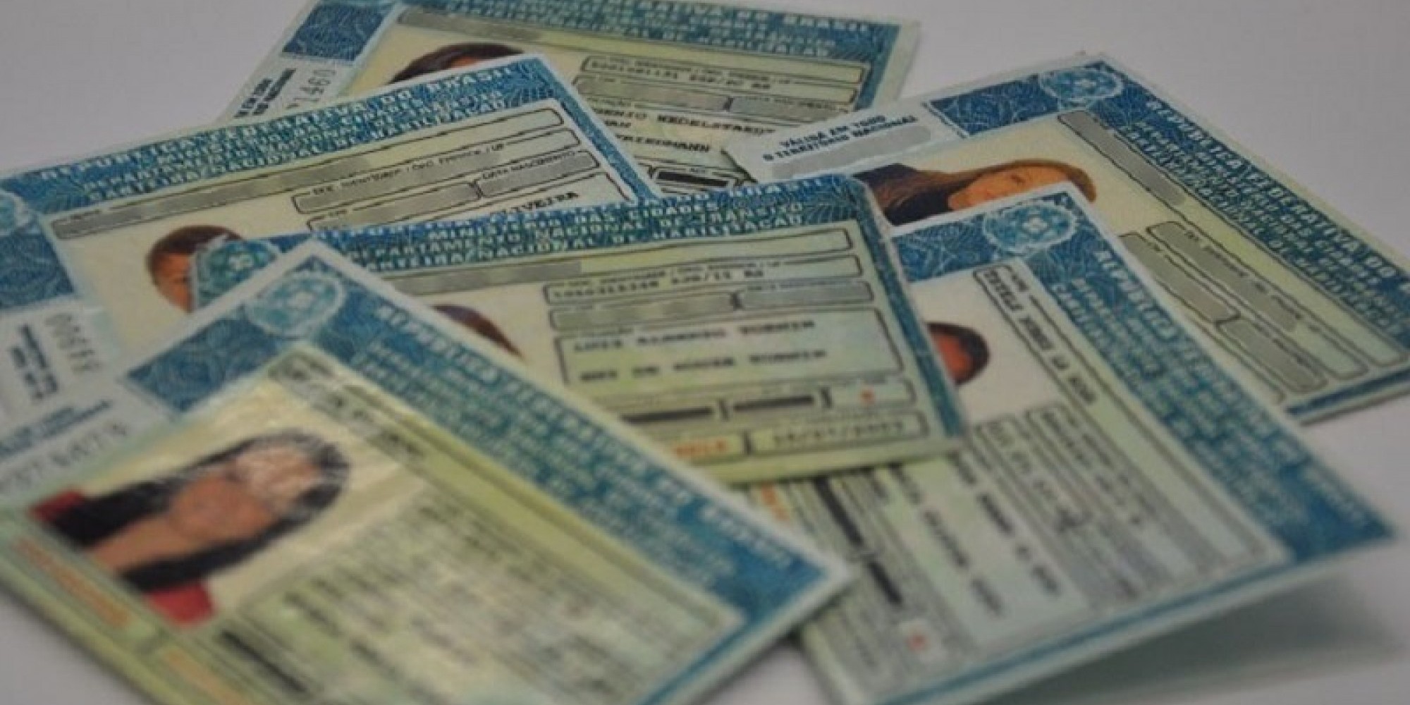 Estelionatários usam a CNH como isca para obter o pagamento da entrada, não entregando o documento Estelionatários usam a CNH como isca para obter o pagamento da entrada, não entregando o documento