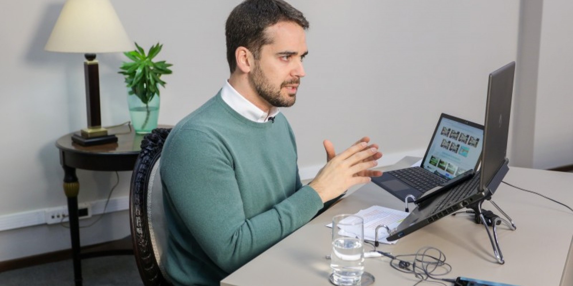 -É uma ferramenta generosa que vai oferecer conteúdos e exercícios de alta qualidade-, disse Leite durante transmissão ao vivo -É uma ferramenta generosa que vai oferecer conteúdos e exercícios de alta qualidade-, disse Leite durante transmissão ao vivo
