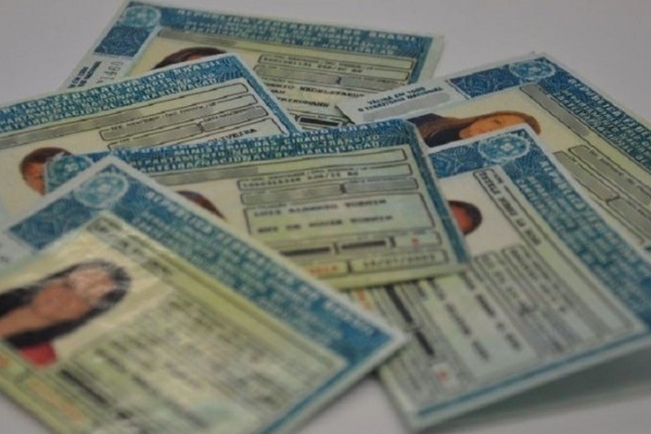 Renovação de CNH poderá ser solicitada a partir desta terça-feira (12)