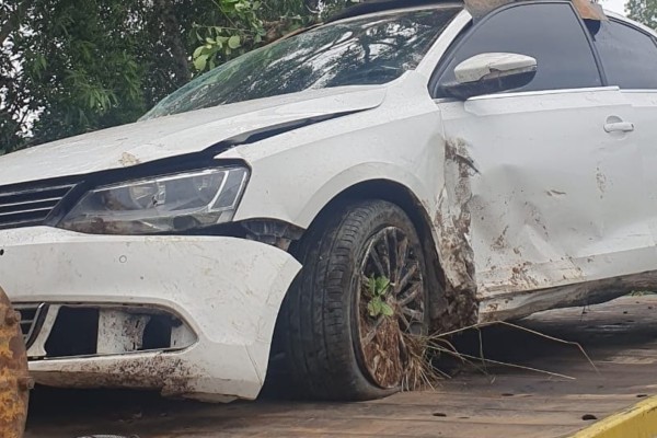 Acidente com danos materiais em Arvorezinha