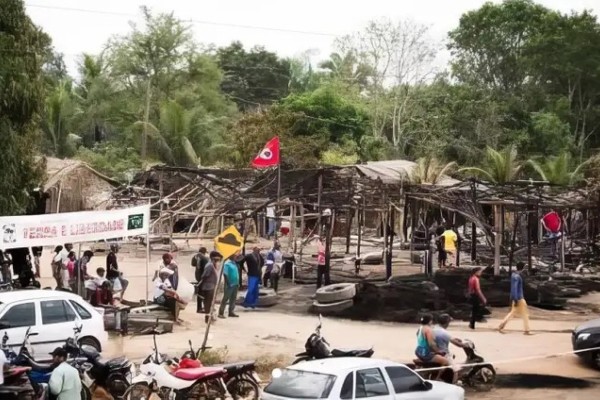 Incêndio em acampamento do MST deixa 9 mortos, no Sul do Pará