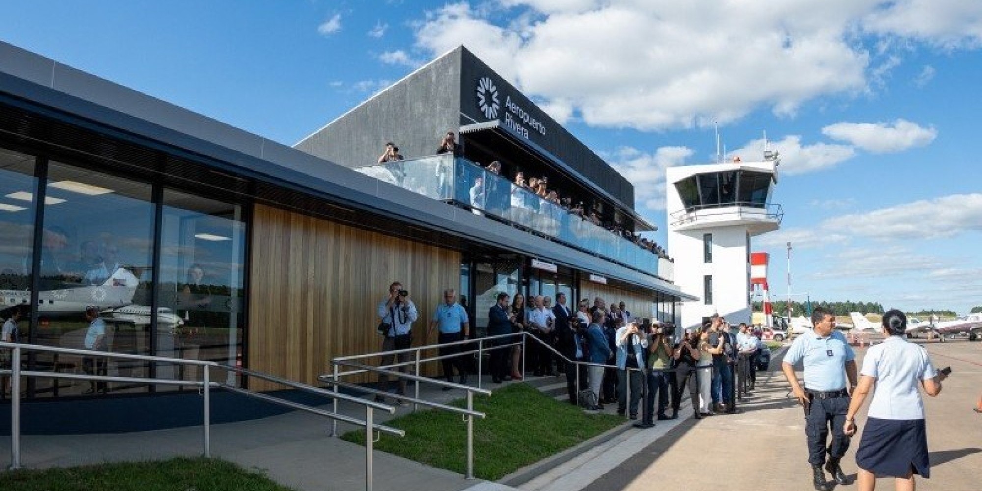 Leite participa da reinauguração do aeroporto binacional de Rivera, no Uruguai