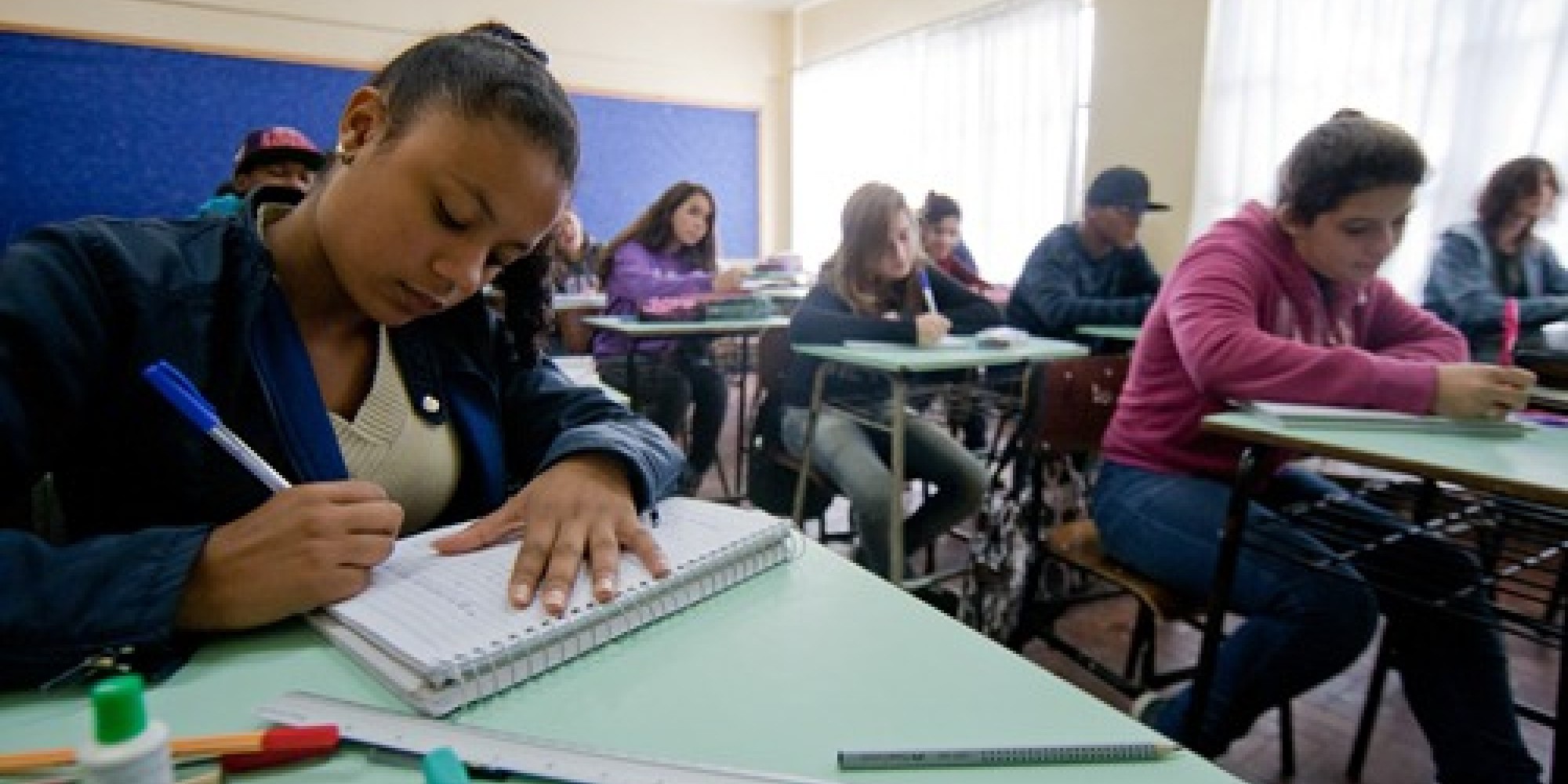 Conforme o governador, questões que envolvem educação são complexas e ainda estão sendo analisadas Conforme o governador, questões que envolvem educação são complexas e ainda estão sendo analisadas