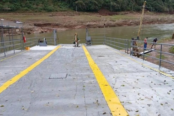 Balsa de São Valentim do Sul voltou a operar