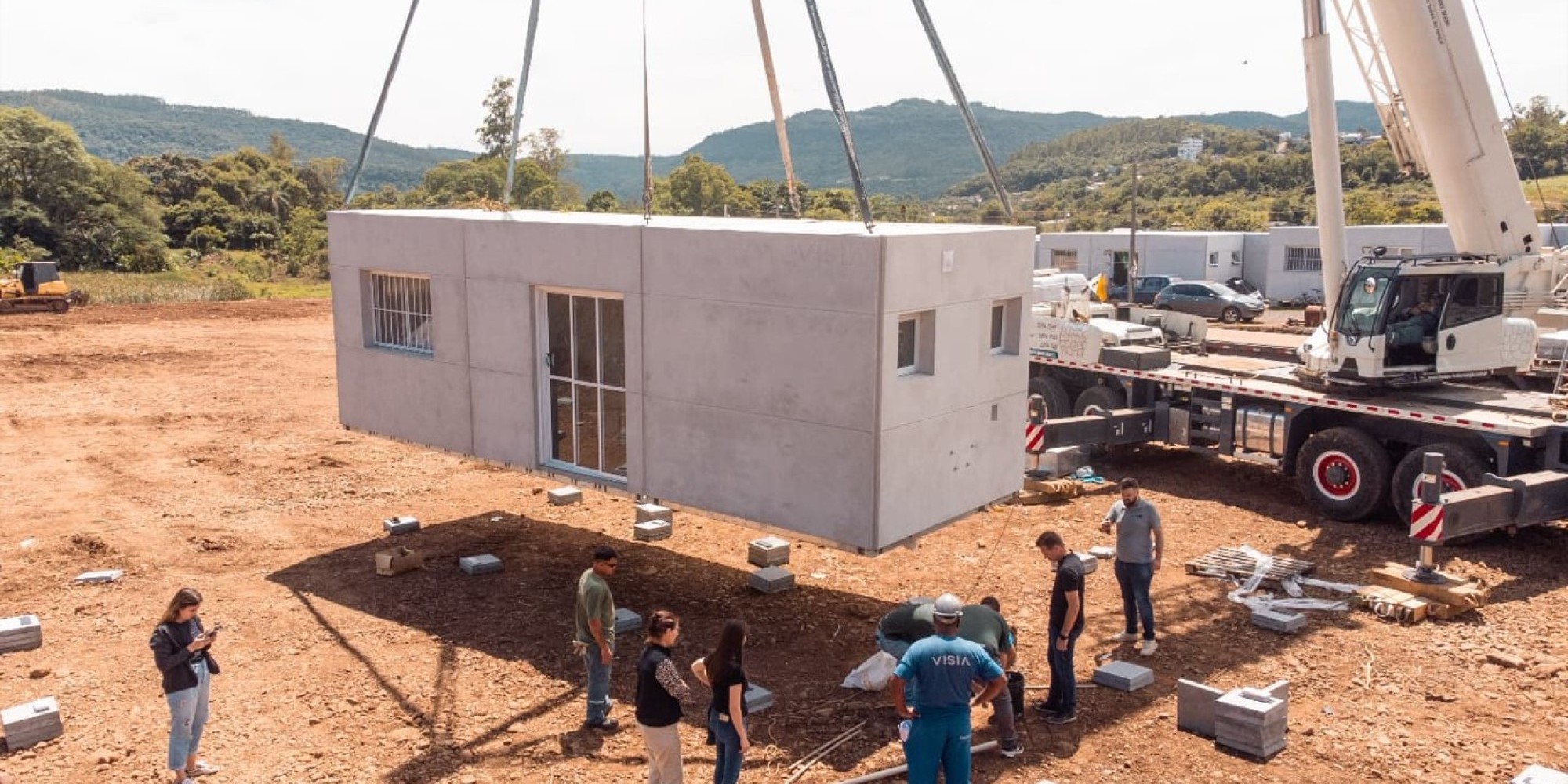 Iniciada a instalação novos módulos habitacionais provisórios em Encantado