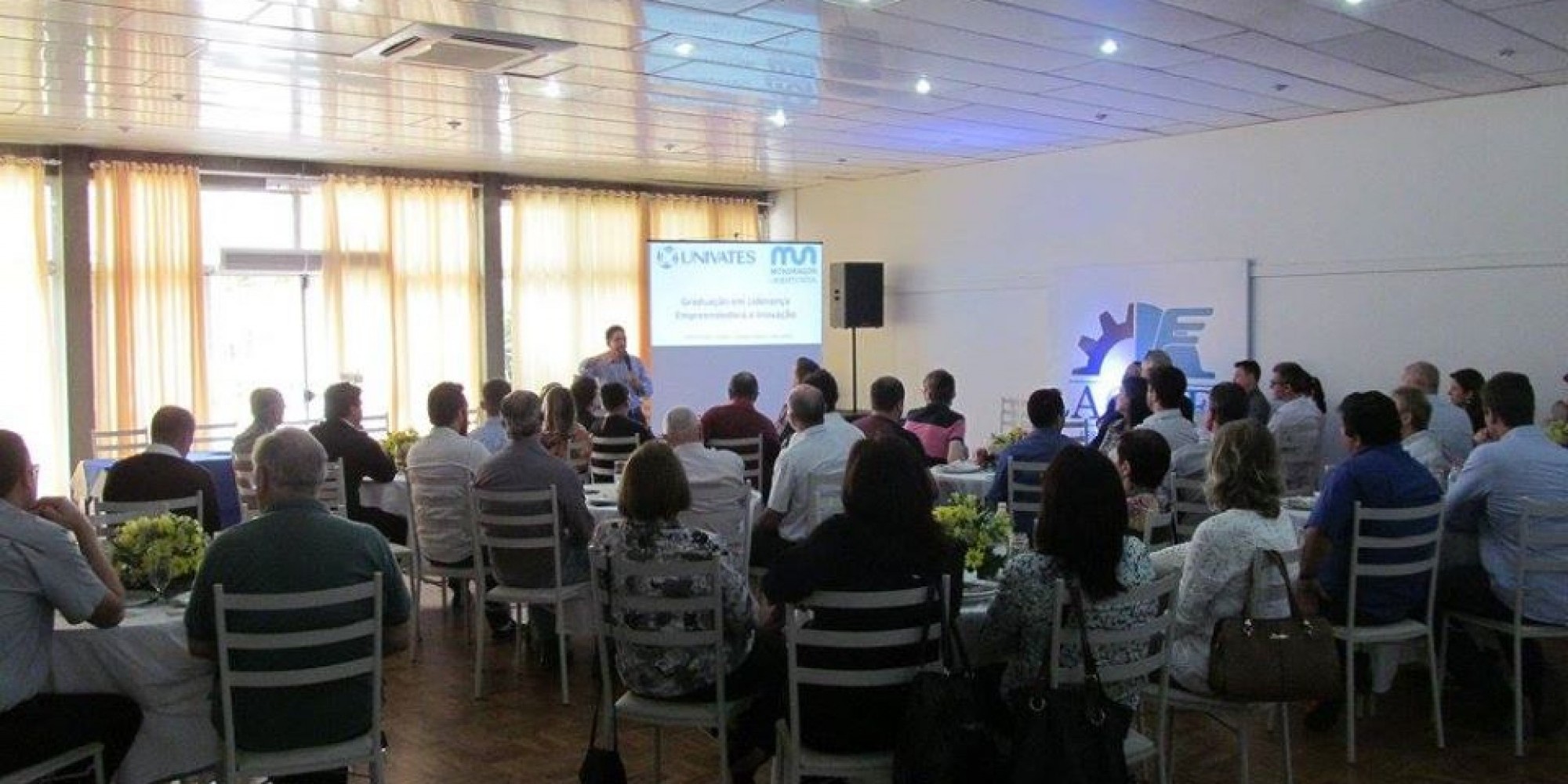 Entidade permanecerá funcionando em seu horário normal Entidade permanecerá funcionando em seu horário normal