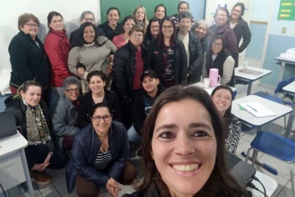 Roca Sales realiza curso gratuito para cuidador de idosos