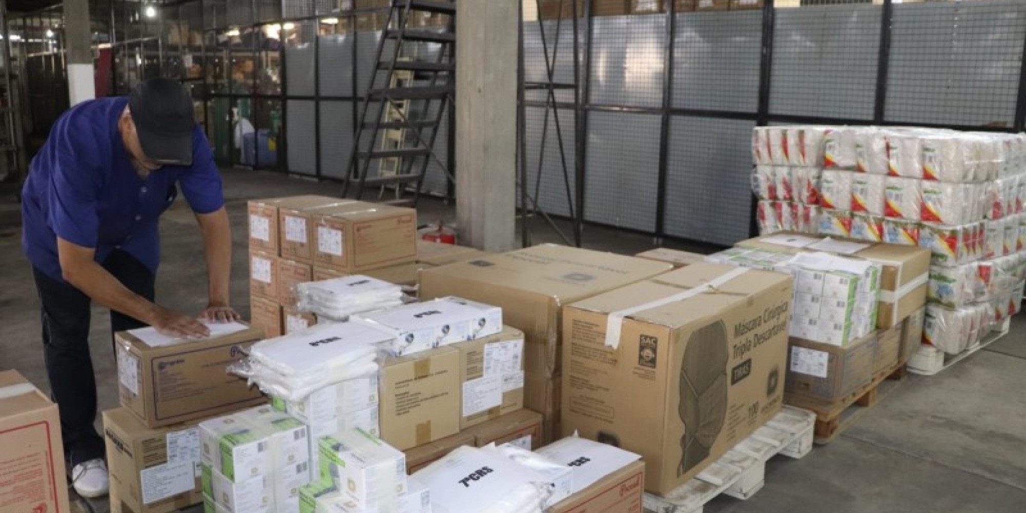 Equipamentos são enviados pelo Ministério da Saúde para serem distribuídos pela Secretaria da Saúde aos municípios e hospitais 