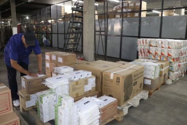 Equipamentos são enviados pelo Ministério da Saúde para serem distribuídos pela Secretaria da Saúde aos municípios e hospitais 