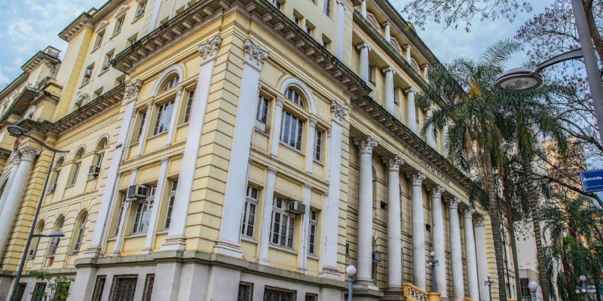 Secretário da Fazenda afirmou que os dados revelam os esforços empreendidos para a redução de gastos públicos Secretário da Fazenda afirmou que os dados revelam os esforços empreendidos para a redução de gastos públicos