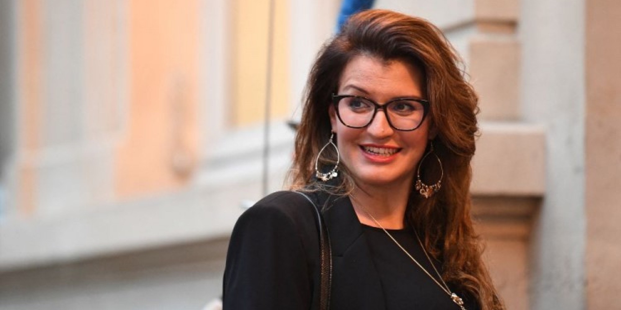 Playboy estrelada por ministra francesa esgota em três horas