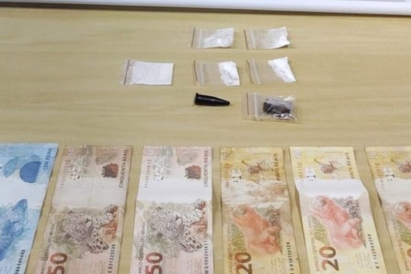 Homens são presos por crime de tráfico nesta segunda-feira