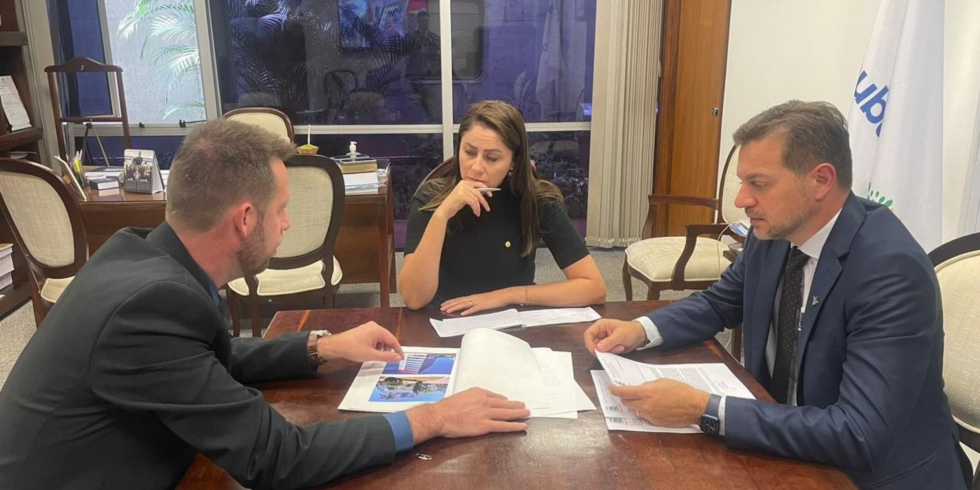 Prefeito Jonas busca recursos em Brasília para saúde e desenvolvimento