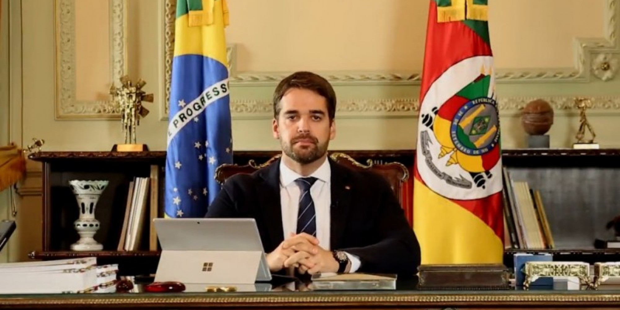 "As famílias têm dúvidas e receios. E é por isso que nenhum governo tem o direito de ficar parado", disse Leite "As famílias têm dúvidas e receios. E é por isso que nenhum governo tem o direito de ficar parado", disse Leite