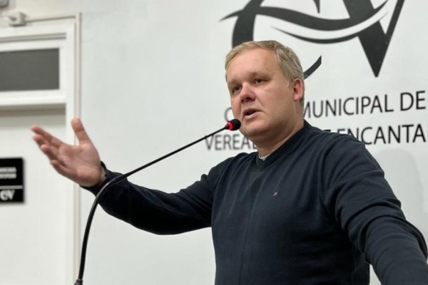 Aprovado projeto que estabelece critérios a concessão de honrarias