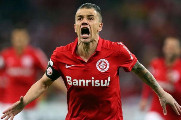 Inter confirma dívida com o ídolo D'Alessandro