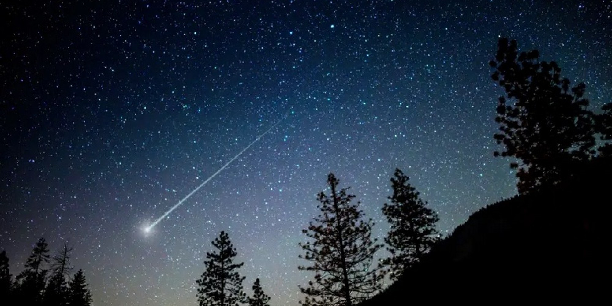 Francesa tomava café na varanda quando foi atingida por meteorito