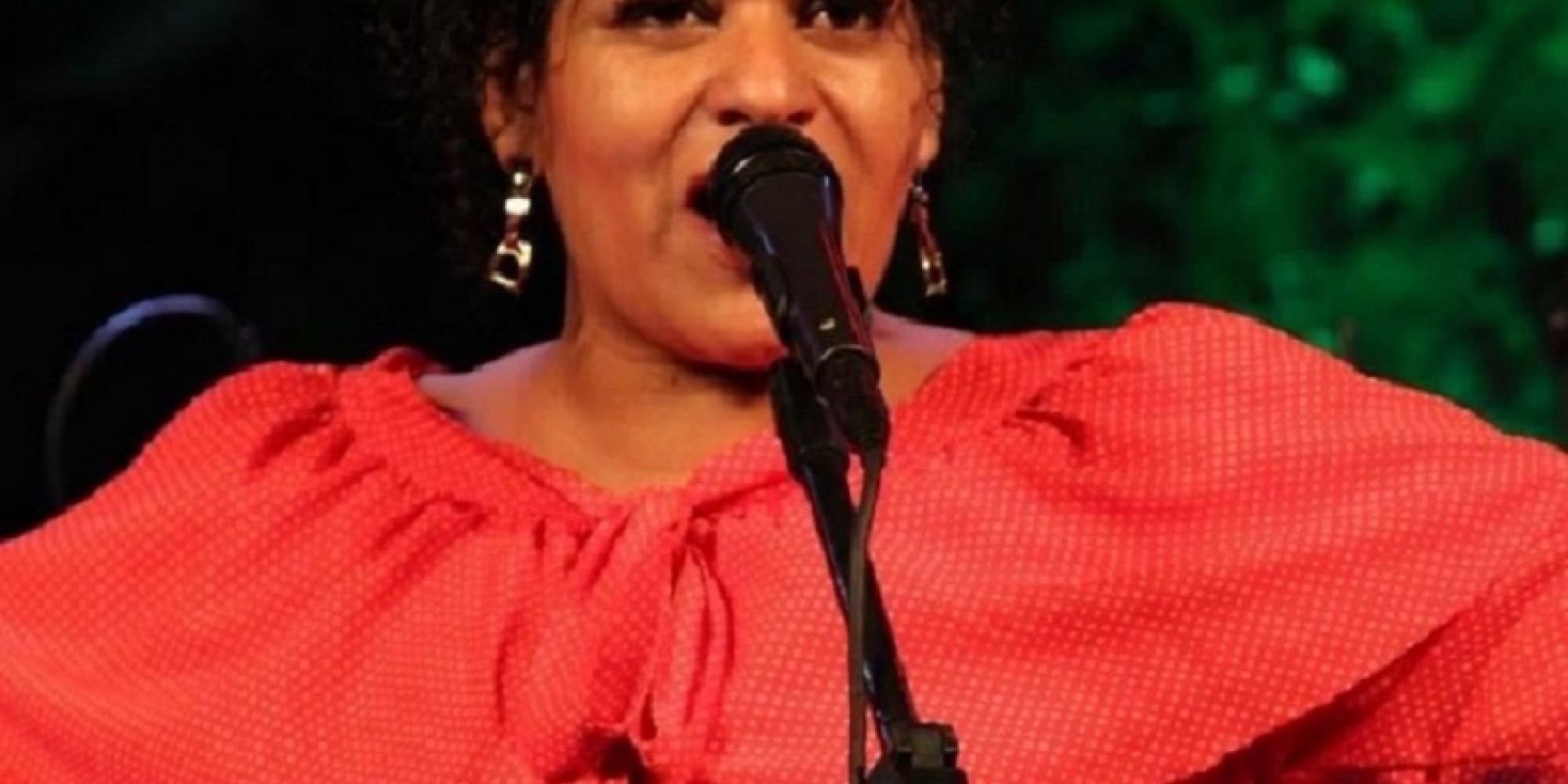 Liliana é a primeira mulher negra a receber a homenagem Liliana é a primeira mulher negra a receber a homenagem
