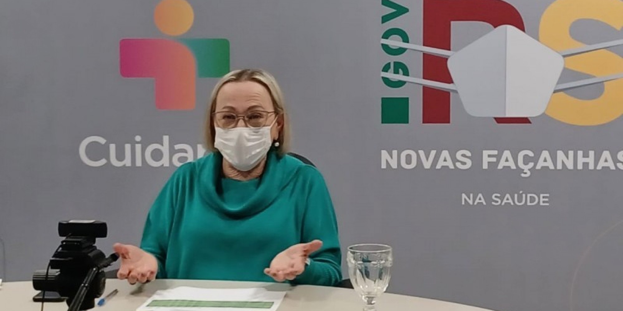 Secretária Estadual da Saúde Arita Bergmann apresentou os premiados hoje