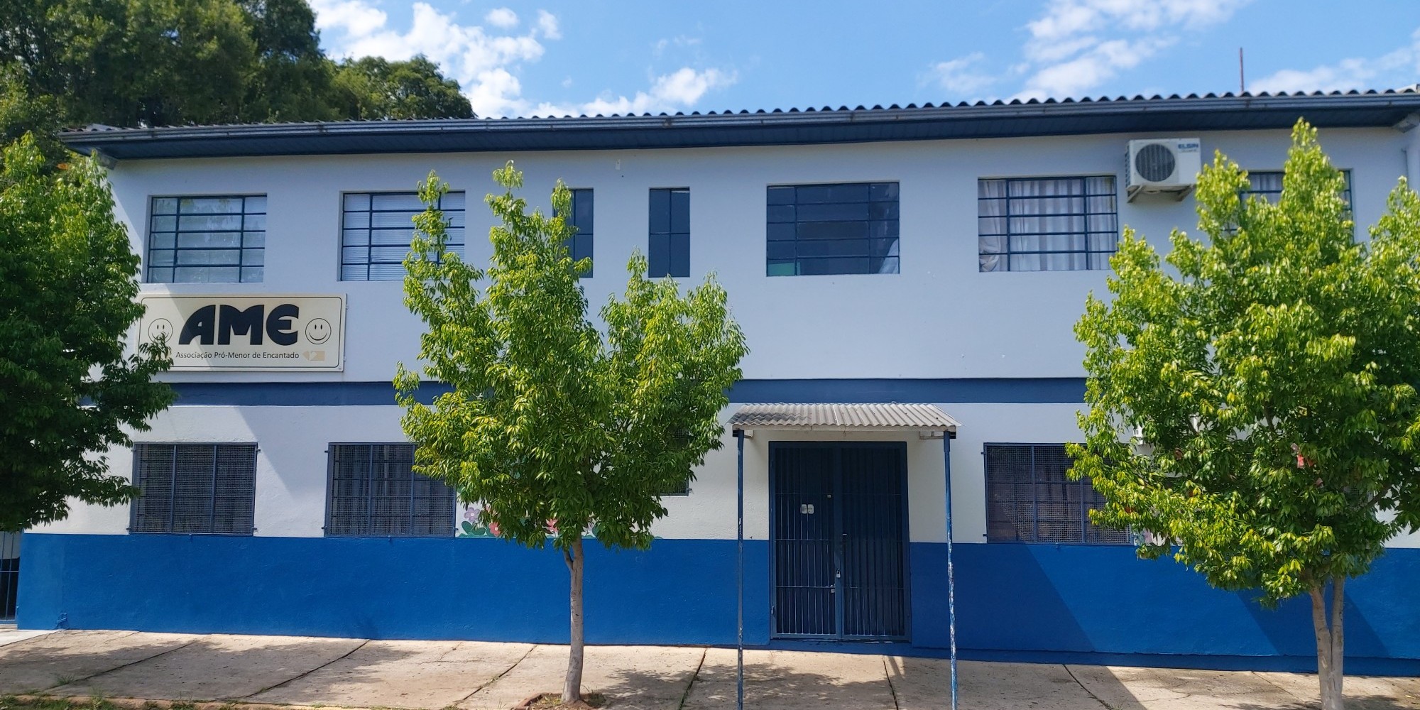 Atualmente, 128 crianças são atendidas pela AME Atualmente, 128 crianças são atendidas pela AME