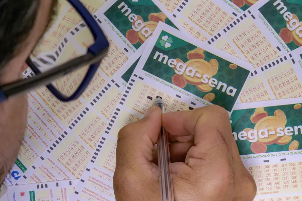 Apostas podem ser feitas at&eacute; as 20h30, hor&aacute;rio de Bras&iacute;lia