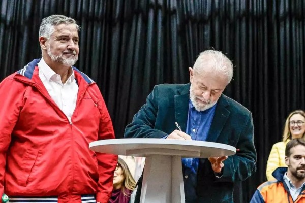 Ministro Paulo Pimenta expõe divergências com governador Eduardo Leite
