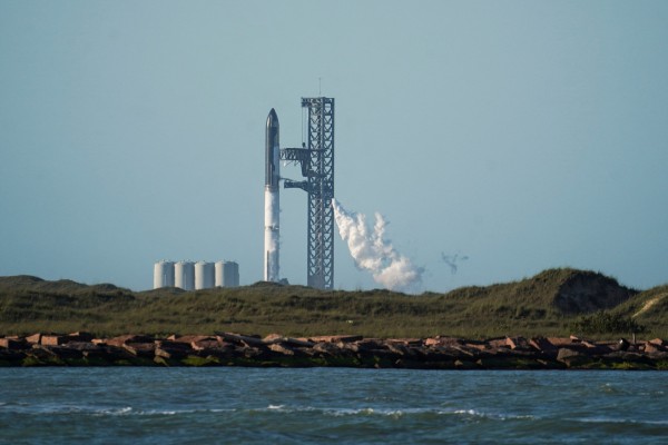 Starship explode após lançamento pela SpaceX