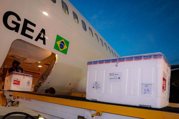 Vacinas serão distribuídas nesta quarta-feira (21) 