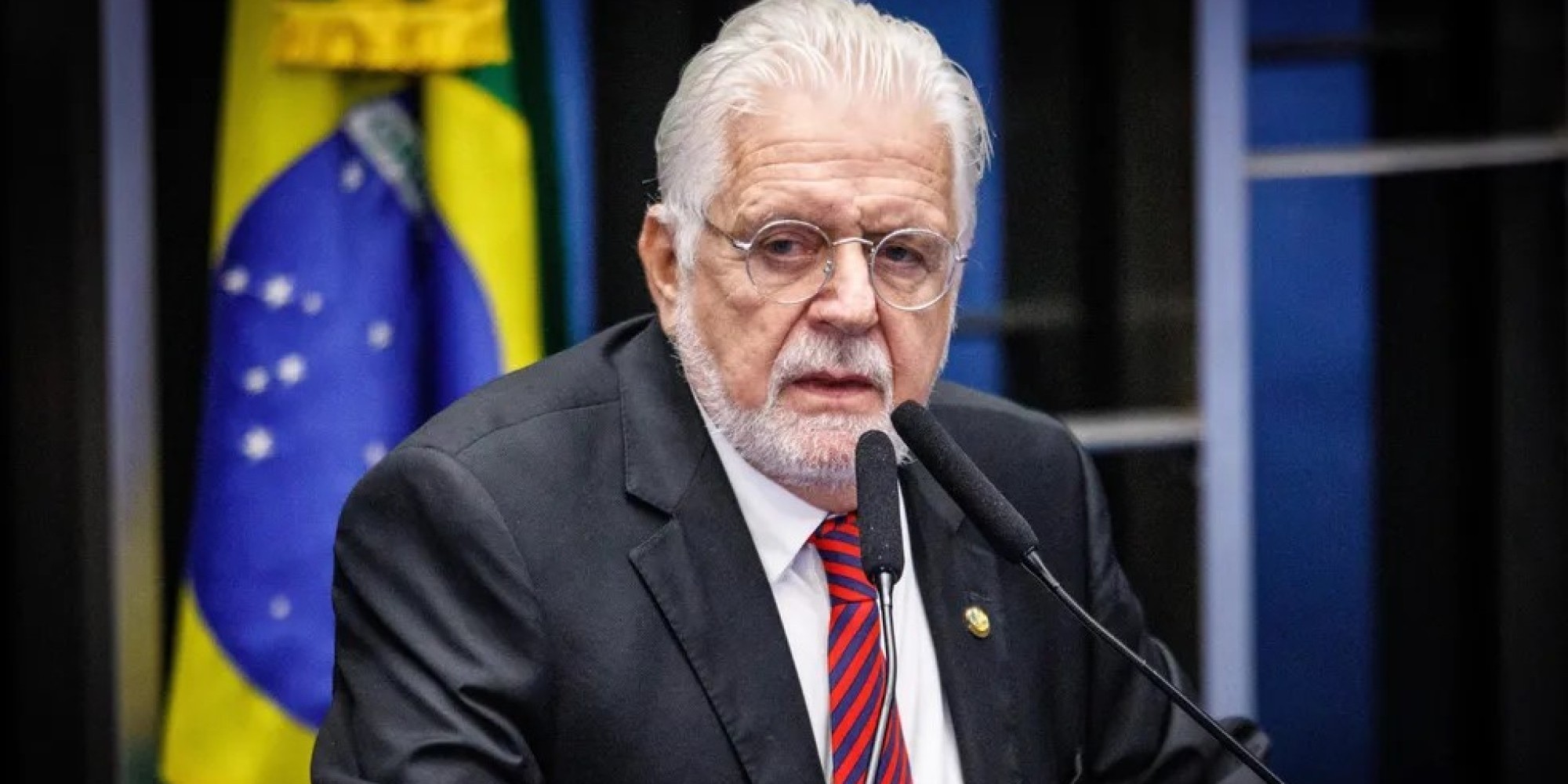Jacques Wagner (PT-BA), líder do governo no Senado, considerou indevida a comparação feita por Lula